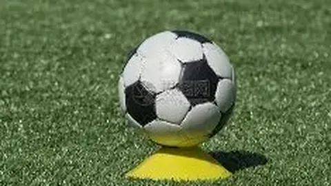 苏超崛起秘诀：社区化而非低票价